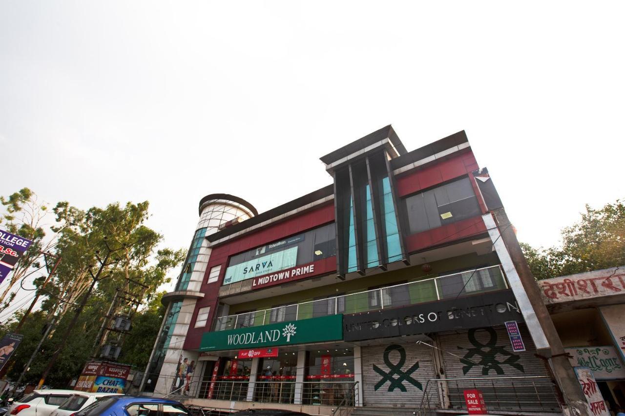 Oyo 44174 Hotel Mid Town Prime Harthala Buitenkant foto